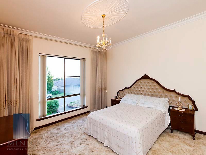 17 Deverell Way, Bentley WA 6102