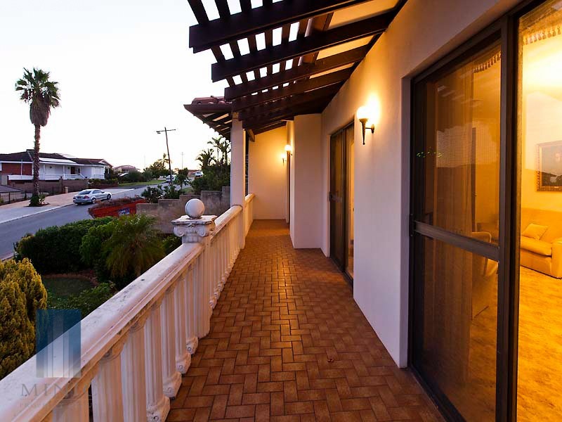 17 Deverell Way, Bentley WA 6102