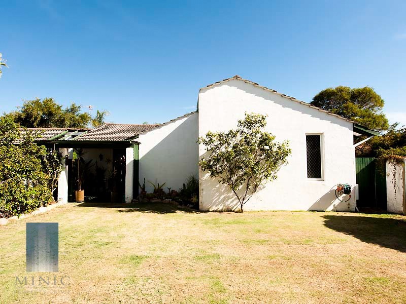 66 Manning Road, Wilson WA 6107