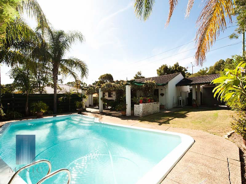 66 Manning Road, Wilson WA 6107