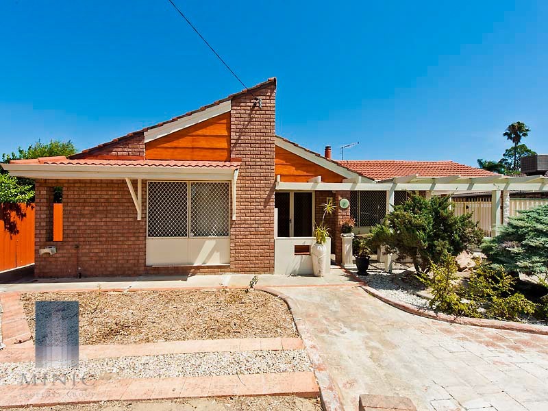7 Bardwell Street, Thornlie WA 6108