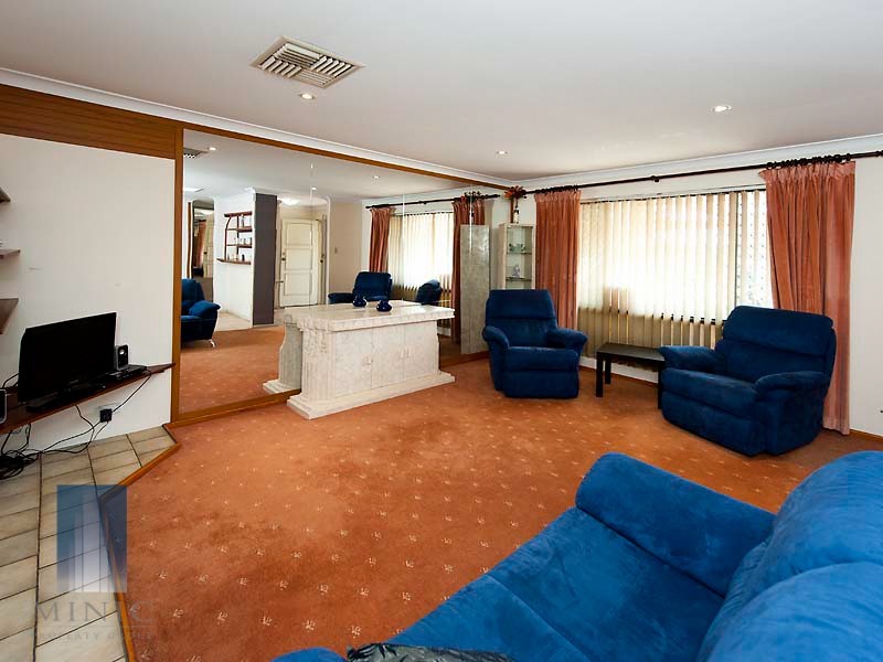 7 Bardwell Street, Thornlie WA 6108