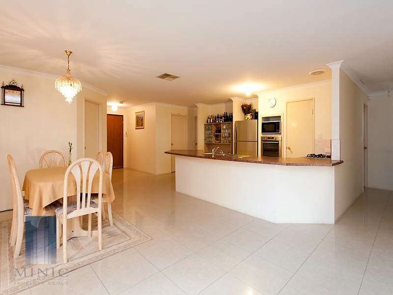 5 Nunton Place, Port Kennedy WA 6172