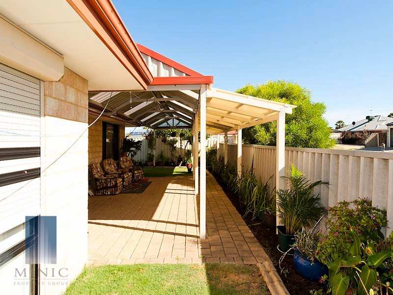 5 Nunton Place, Port Kennedy WA 6172