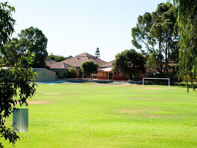 5 Nunton Place, Port Kennedy WA 6172