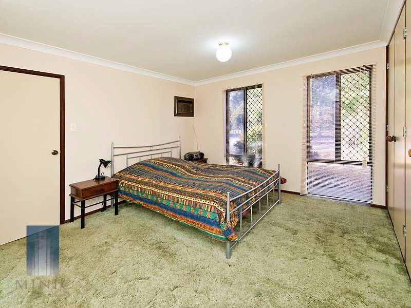 32 Burrendah Boulevard, Willetton WA 6155