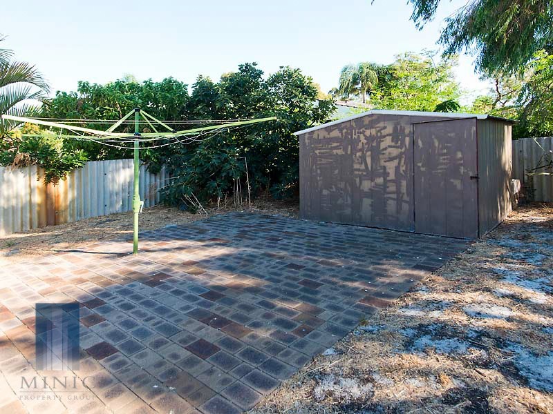 32 Burrendah Boulevard, Willetton WA 6155