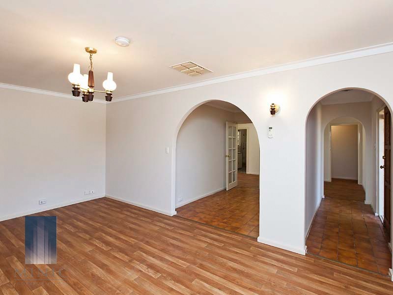 6 Newman Close, Cooloongup WA 6168