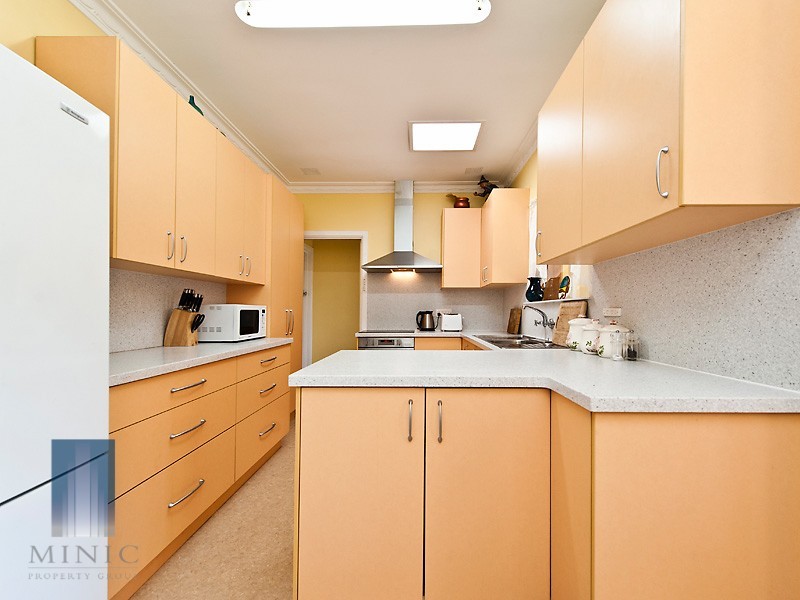 8 Wilpon Street, Beckenham WA 6107