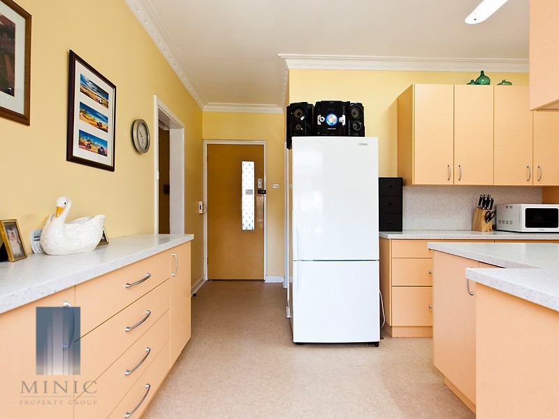 8 Wilpon Street, Beckenham WA 6107