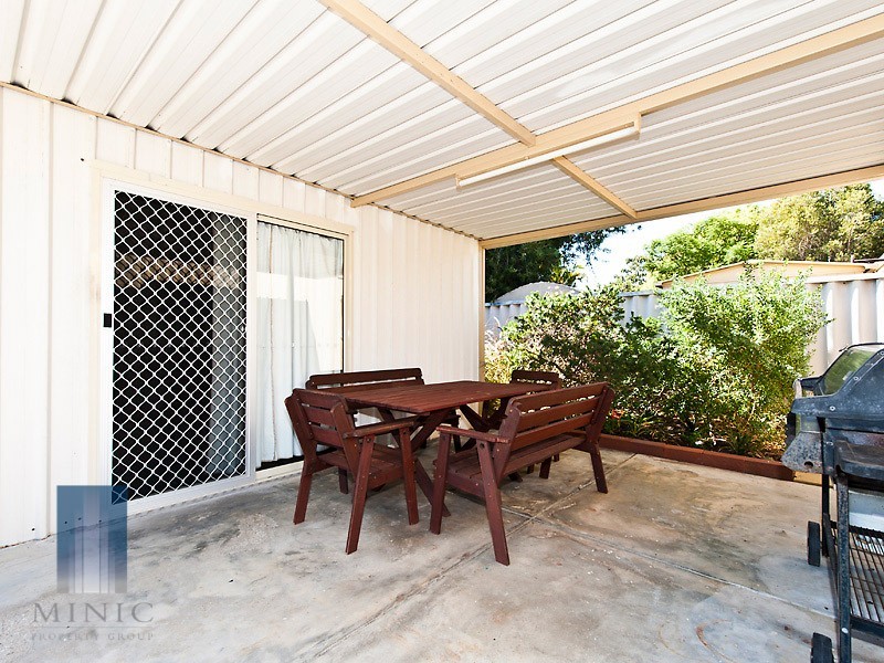 8 Wilpon Street, Beckenham WA 6107