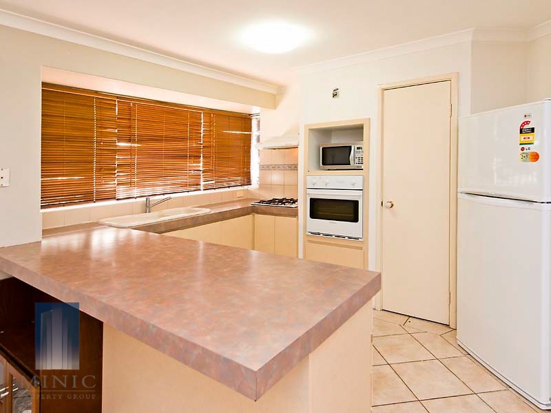30 Andrews Road, Wilson WA 6107