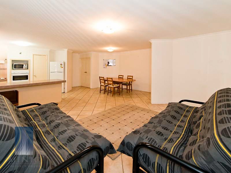 30 Andrews Road, Wilson WA 6107