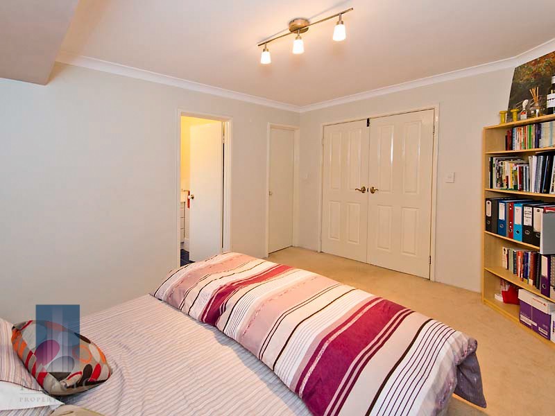 30 Andrews Road, Wilson WA 6107