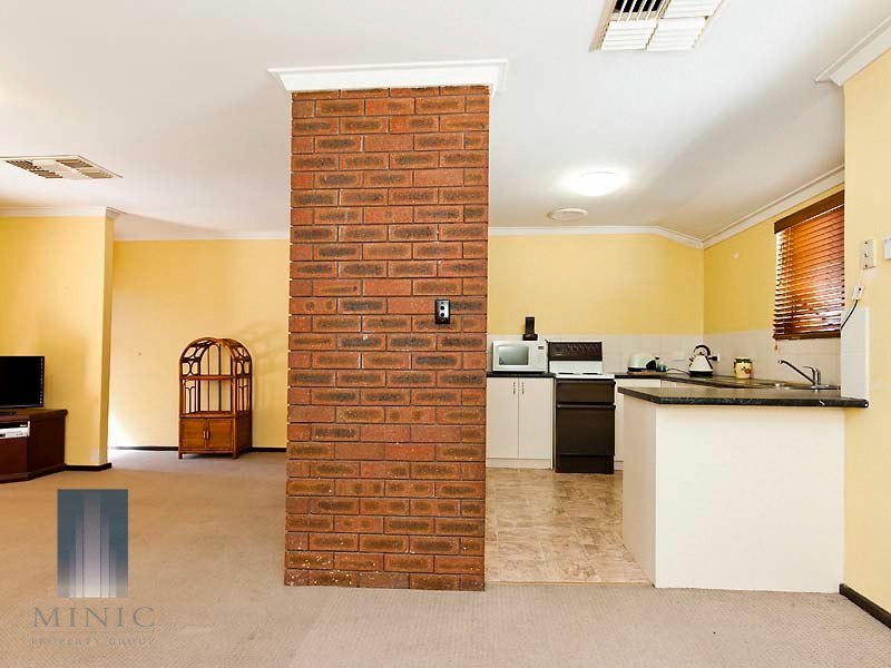 7 Ashburton Drive, Gosnells WA 6110