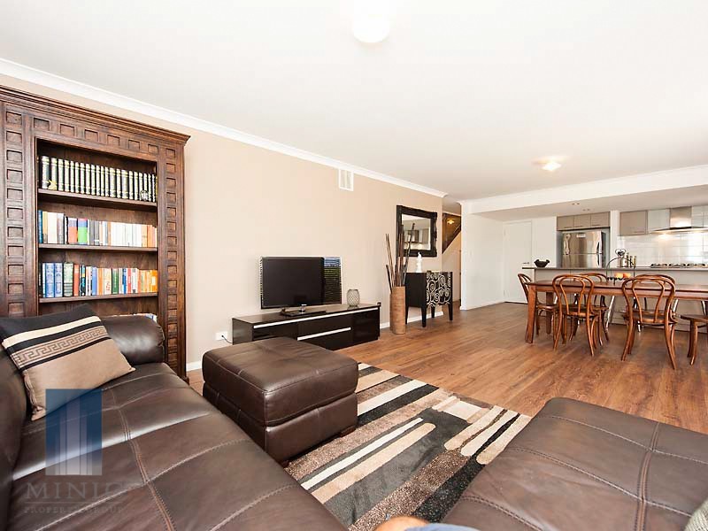 227 Huntriss Road, Doubleview WA 6018