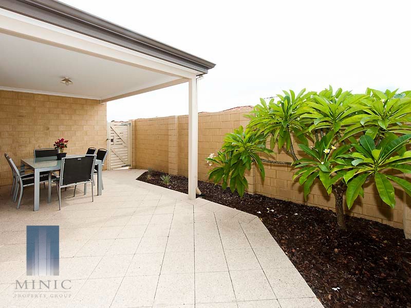 227 Huntriss Road, Doubleview WA 6018