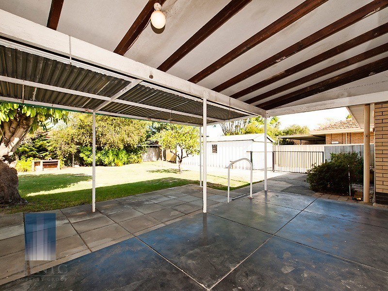 17 Jenever Place, Bentley WA 6102