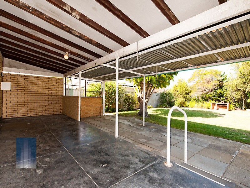 17 Jenever Place, Bentley WA 6102