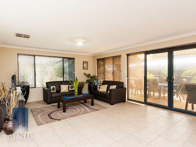 6 Hadzy Court, Gosnells WA 6110