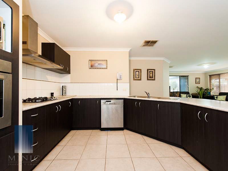 6 Hadzy Court, Gosnells WA 6110