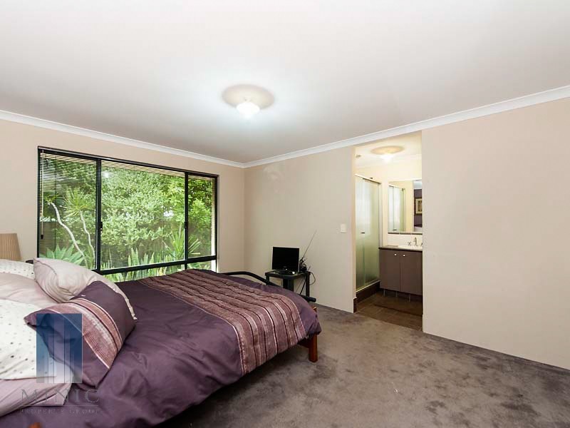 6 Hadzy Court, Gosnells WA 6110