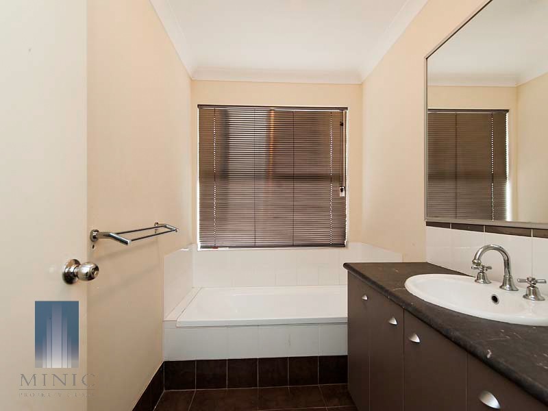 6 Hadzy Court, Gosnells WA 6110