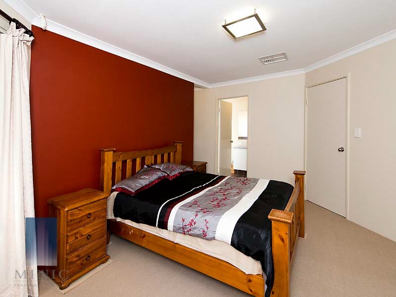 28 Woodside Loop, Beckenham WA 6107