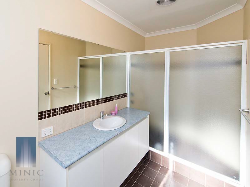 28 Woodside Loop, Beckenham WA 6107