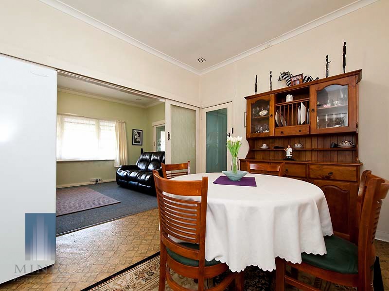 1 Jubilee Street, Beckenham WA 6107