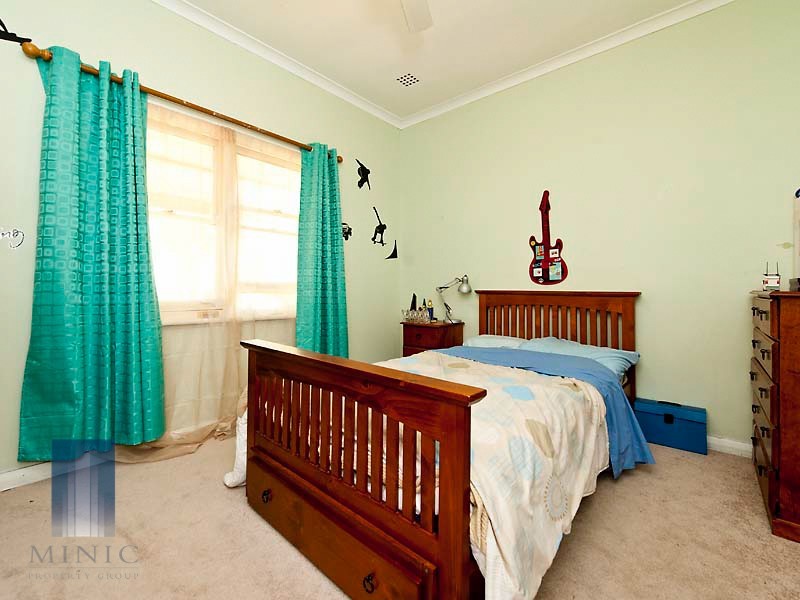 1 Jubilee Street, Beckenham WA 6107