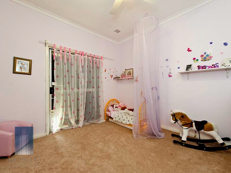 1 Jubilee Street, Beckenham WA 6107