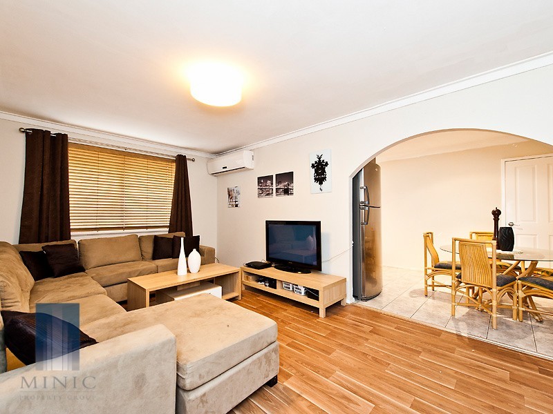 4 Bow Street, Wilson WA 6107