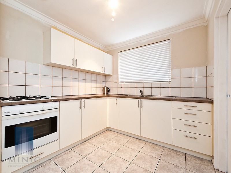 4 Bow Street, Wilson WA 6107