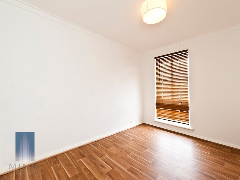 4 Bow Street, Wilson WA 6107