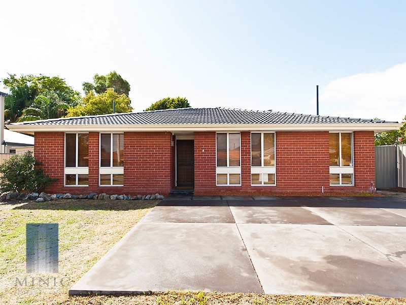 4 Bow Street, Wilson WA 6107