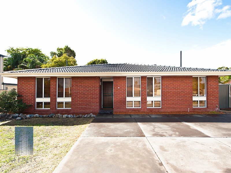 4 Bow Street, Wilson WA 6107