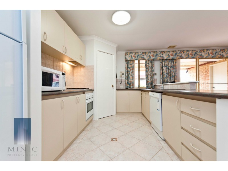 3/3 Heracles Avenue, Riverton WA 6148