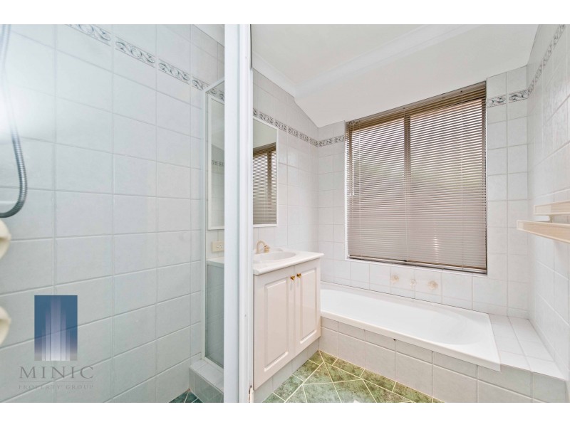 3/3 Heracles Avenue, Riverton WA 6148