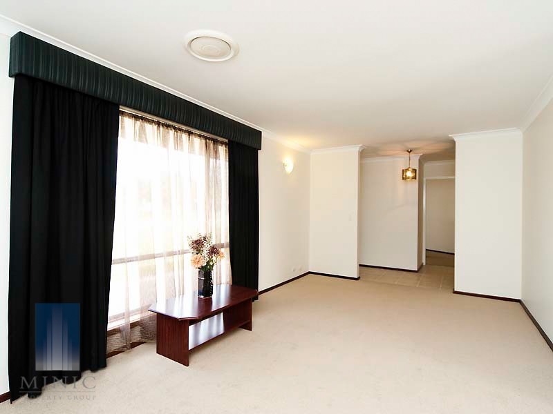 29 Hossack Avenue, Parkwood WA 6147