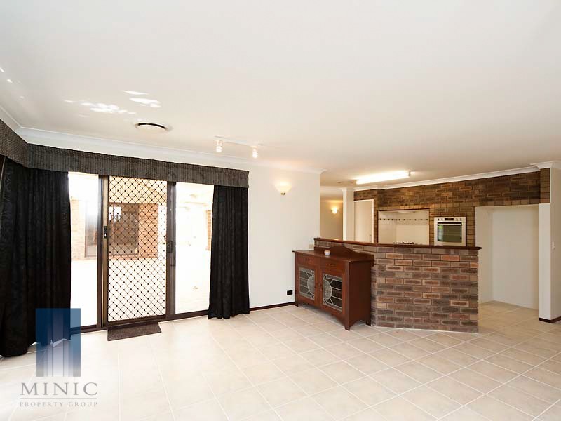 29 Hossack Avenue, Parkwood WA 6147