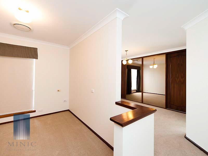 29 Hossack Avenue, Parkwood WA 6147