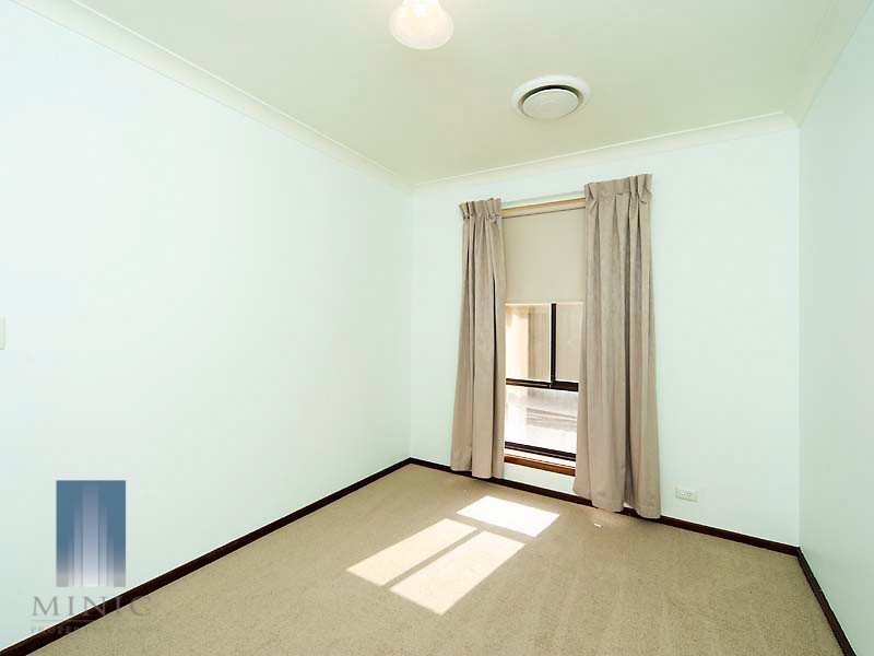 29 Hossack Avenue, Parkwood WA 6147