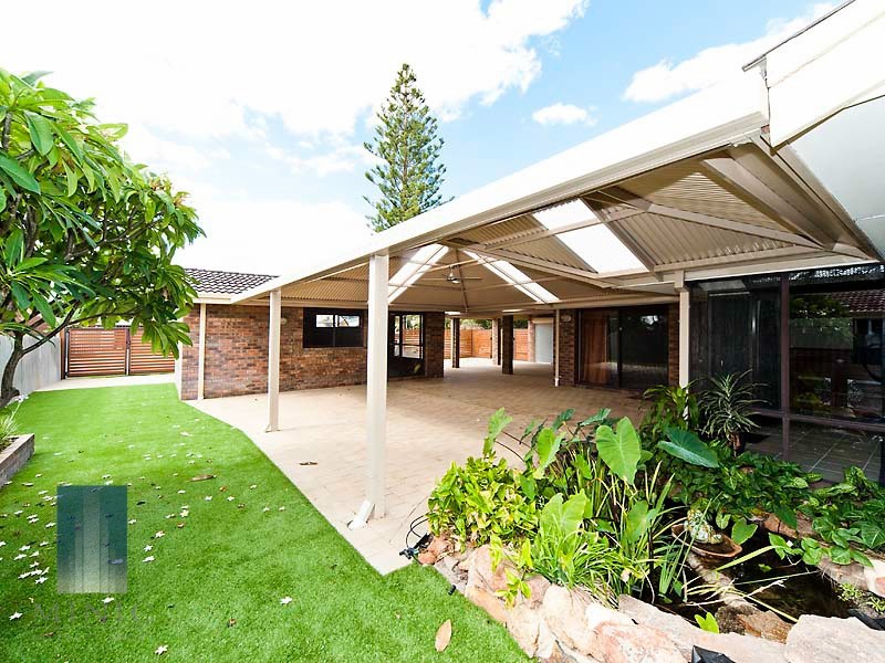 29 Hossack Avenue, Parkwood WA 6147