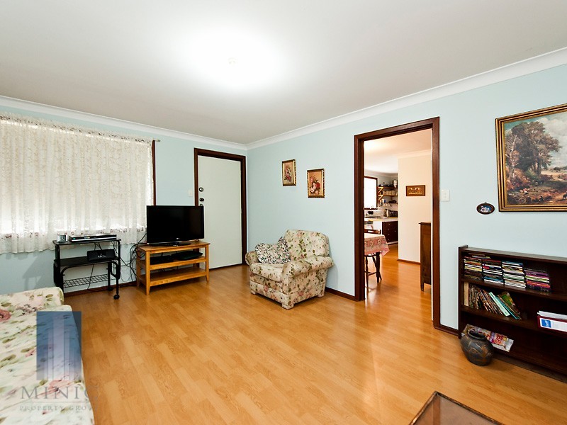 22 Gillon Street, Karawara WA 6152