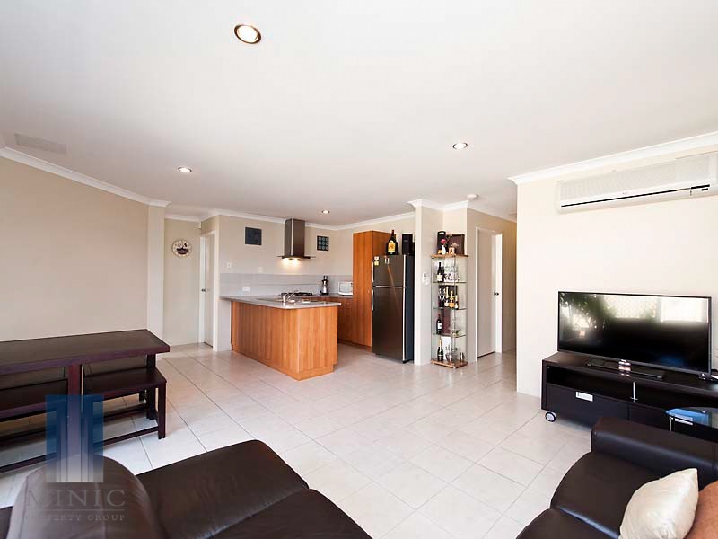 1/1-3 Clarke Street, East Cannington WA 6107