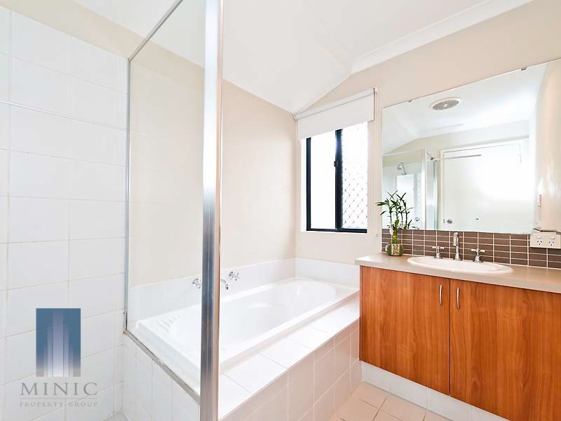 1/1-3 Clarke Street, East Cannington WA 6107