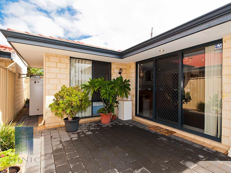 1/1-3 Clarke Street, East Cannington WA 6107