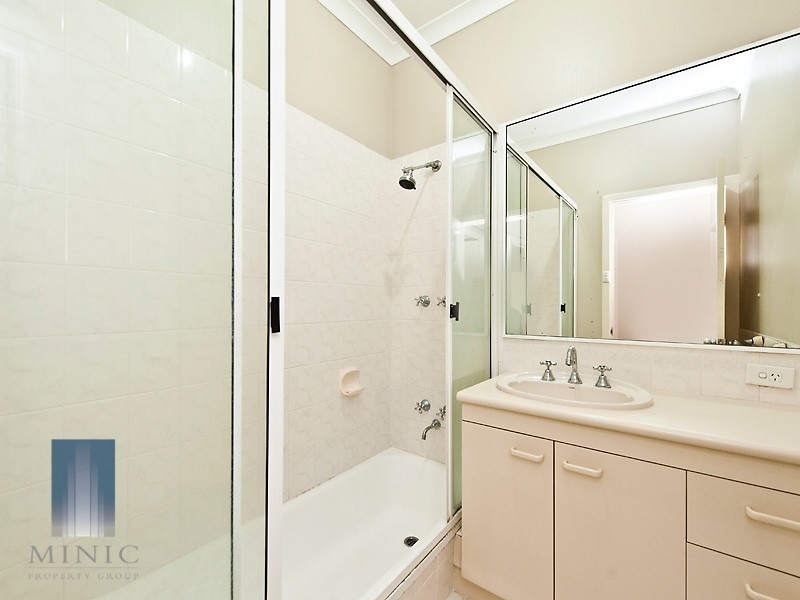 18 Treeby Street, Coolbellup WA 6163