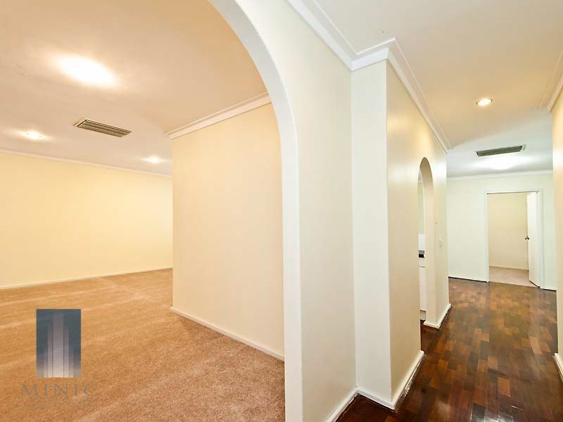 21 Sheridan Crescent, Willetton WA 6155